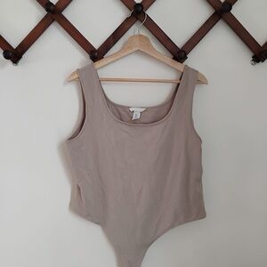 H&M Taupe Scoop Neck Sleeveless Bodysuit